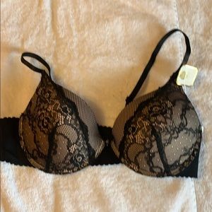 Black lace bra 38C